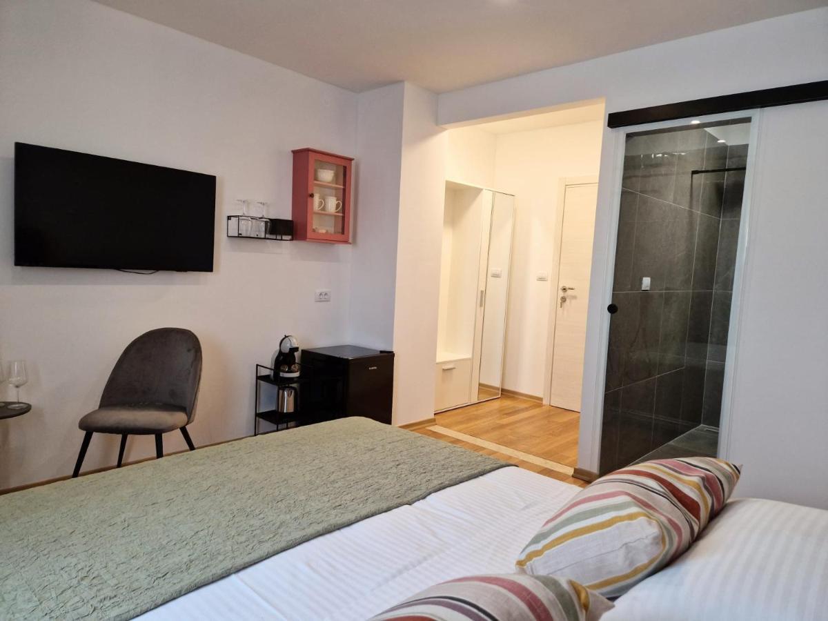 Jazz Rooms And Apartments Rovinj Exterior photo